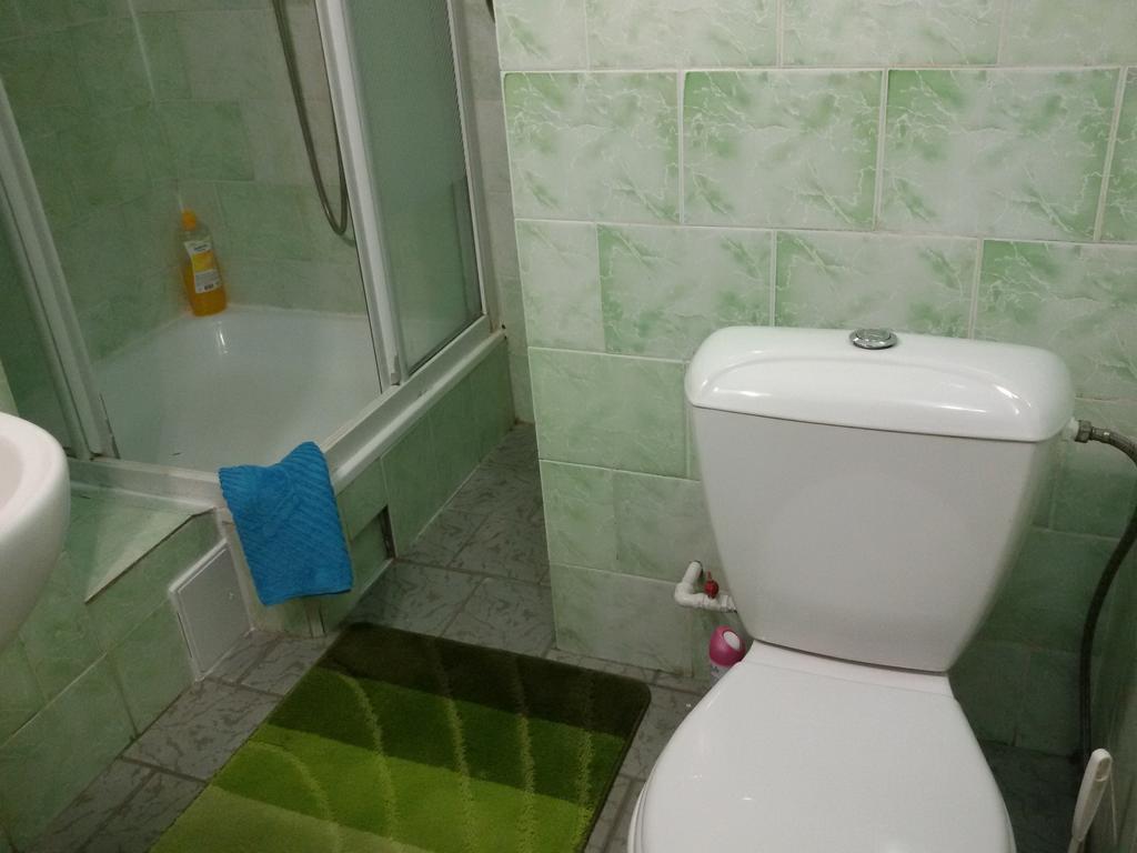 Apartment Gospitalna Street 2 Киев Экстерьер фото